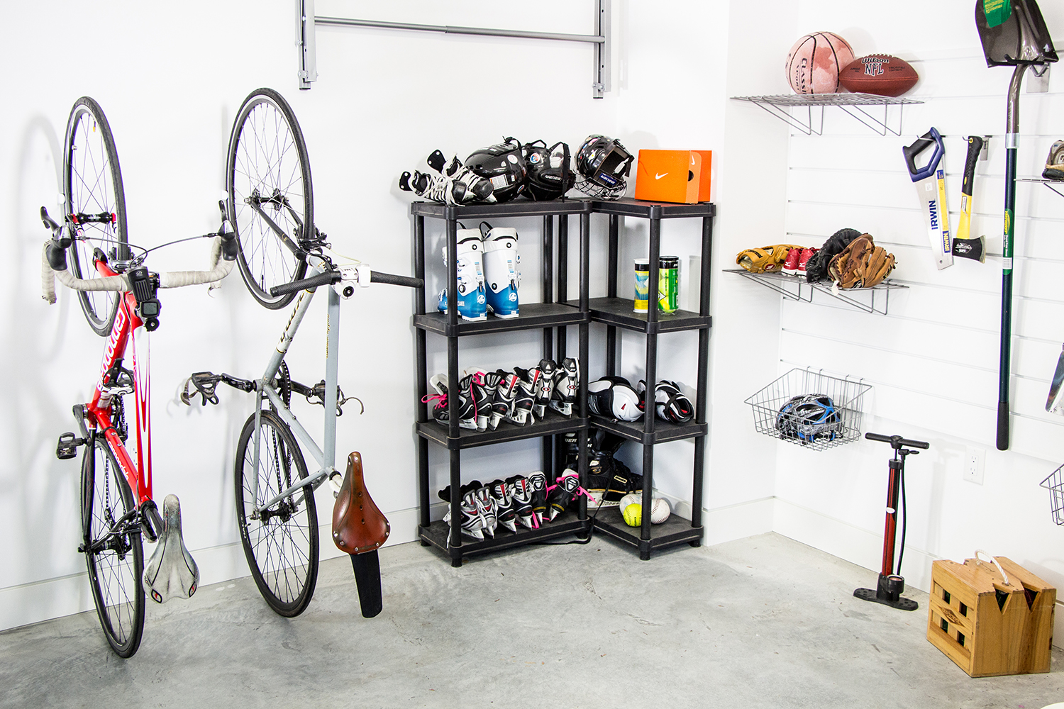Bike Rack Garage Wall Mount Bike Hanger Storage System,Indoor Outdoor Wall-Mounted Road/Mountain Bicycle Rack Storage System Bike Storage BAOFU Bike Clip 
